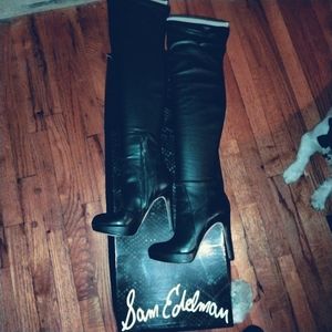 Black leather platform boots size 7.5 Sam Edelman